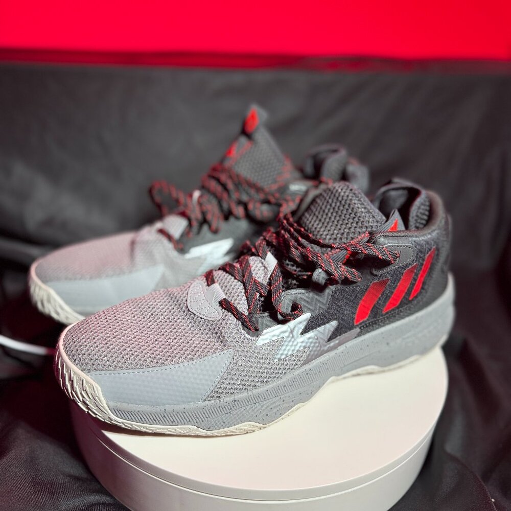 Men's Adidas  Dame Bridge City, Size 12, Cond 9/10